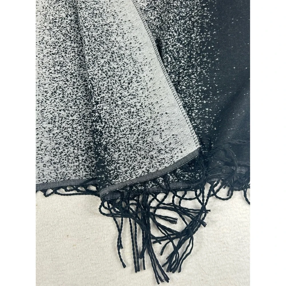 Cejon Poncho Wrap Women OS Black Grey Ombre Fringe Knit Layer 01234